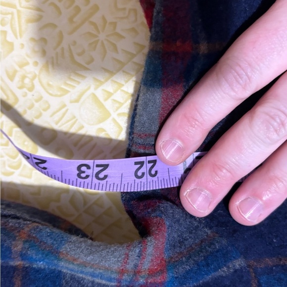 Vintage Pendleton Red and Blue Casual Button Down Shirt - Picture 9 of 12